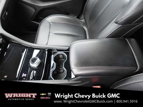 Used 2023 Jeep Grand Cherokee Limited image 22