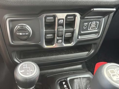 New 2026 Jeep Gladiator Sport AWD/4WD image 31