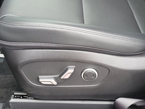 New 2026 Hyundai Ioniq 9 SEL image 32