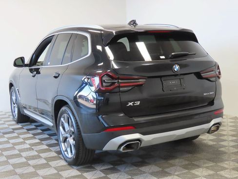Used 2024 BMW X3 sDrive30i RWD image 3