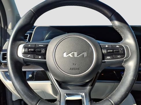Used 2024 Kia Sportage EX image 23