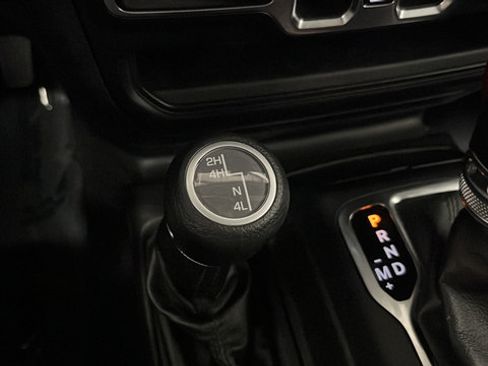 Used 2021 Jeep Wrangler Unlimited Sport AWD/4WD image 39