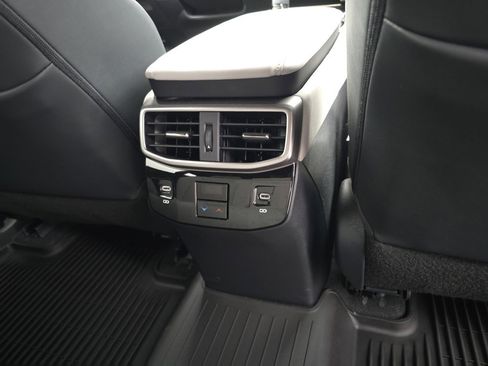 Used 2025 Lexus RX 350 Premium image 34