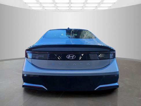 New 2026 Hyundai Sonata SEL FWD image 6