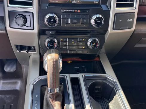 Used 2015 Ford F150 King Ranch w/ Equipment Group 601A Luxury AWD/4WD image 13
