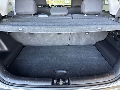 Used 2017 Kia Soul + FWD image 9