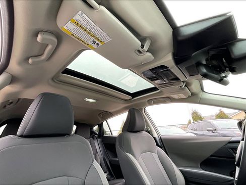 Used 2026 Subaru Crosstrek 2.0i Premium image 16