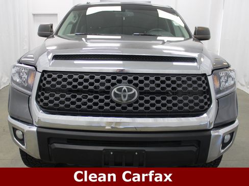 Used 2018 Toyota Tundra SR5 w/ SR5 Upgrade Package image 2