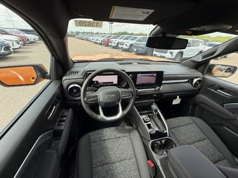 New 2026 Chevrolet Colorado Z71 w/ Midnight Edition AWD/4WD image 32