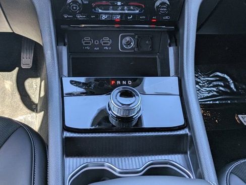 New 2025 Jeep Grand Cherokee Altitude image 17