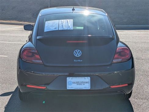Used 2017 Volkswagen Beetle 1.8T S image 5