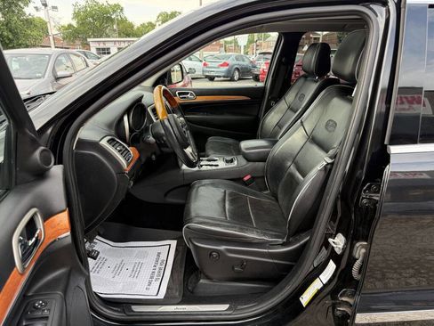 Used 2012 Jeep Grand Cherokee Overland AWD/4WD image 12