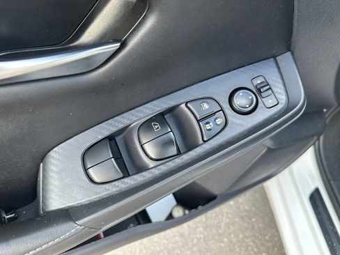 Used 2025 Nissan Sentra SV w/ All-Weather Package FWD image 13
