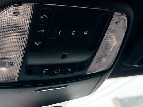 Used 2022 Dodge Durango GT RWD image 19