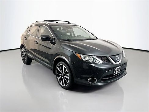 Used 2019 Nissan Rogue Sport SL image 1