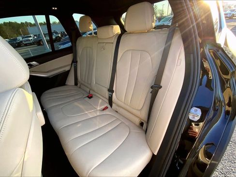 Used 2020 BMW X5 xDrive40i w/ Premium Package image 20
