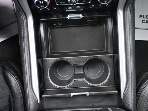 Used 2021 GMC Yukon Denali image 38