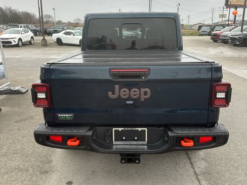 Used 2025 Jeep Gladiator Mojave image 6