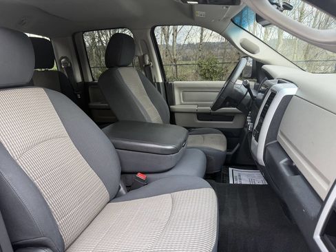 Used 2011 RAM 1500 Classic SLT w/ Remote Start & Security Group image 15