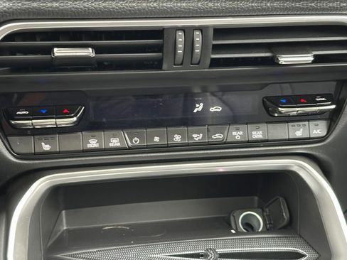 Used 2024 MAZDA CX-90 Plug-In Hybrid w/ Premium Pkg image 16