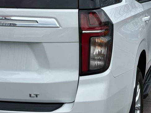 Used 2022 Chevrolet Tahoe LT w/ Luxury Package AWD/4WD image 25