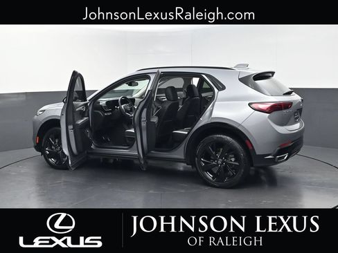 Used 2024 Buick Envision Sport Touring AWD/4WD image 37