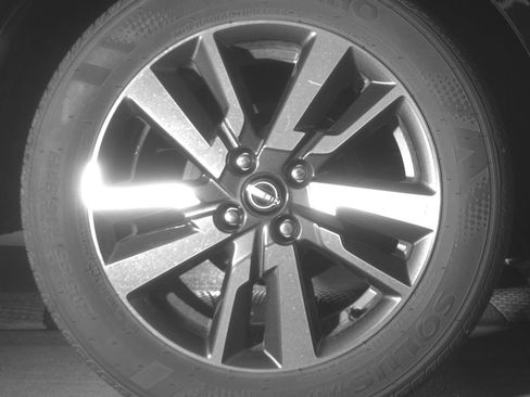 Used 2025 Nissan Versa SV image 15