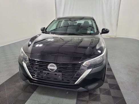 Used 2025 Nissan Sentra SV FWD image 15