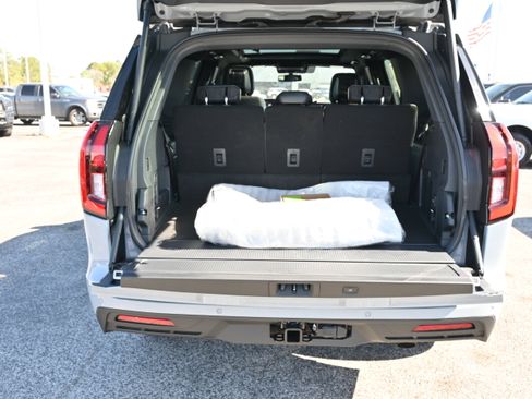 New 2026 Ford Expedition Tremor image 6