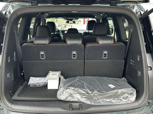 New 2026 Nissan Armada SL AWD/4WD image 17