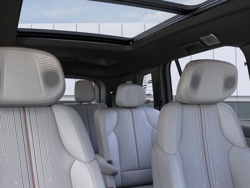 New 2026 Cadillac Vistiq Sport image 24