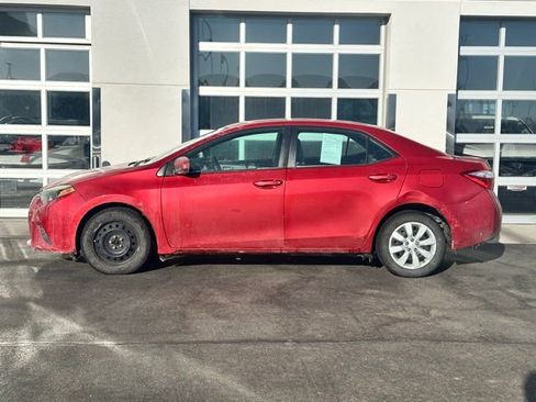 Used 2014 Toyota Corolla LE image 3