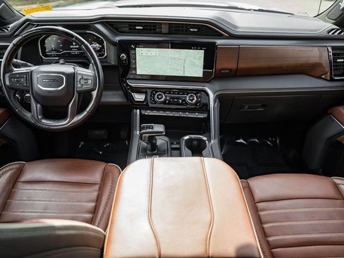 Used 2024 GMC Sierra 1500 Denali Ultimate image 25