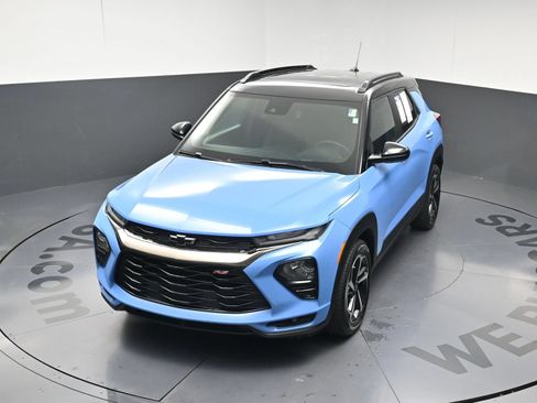 Used 2023 Chevrolet TrailBlazer RS w/ Sun and Liftgate Package FWD image 30