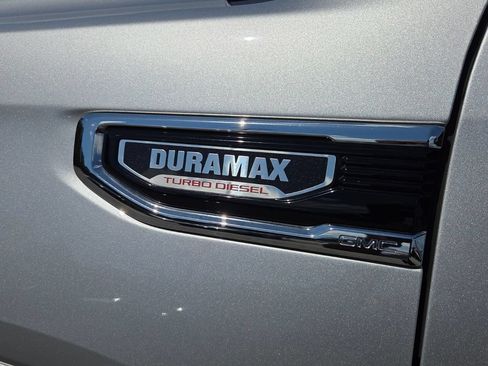 Used 2022 GMC Sierra 1500 Denali w/ Denali Reserve Package AWD/4WD image 4