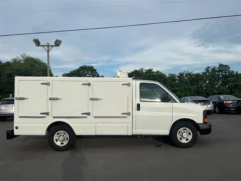 Used 2014 Chevrolet Express 3500 image 5