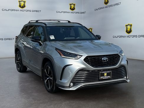 Used 2022 Toyota Highlander XSE image 7