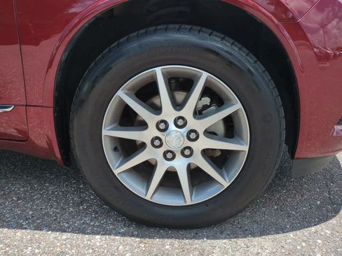Used 2017 Buick Enclave Leather FWD image 11