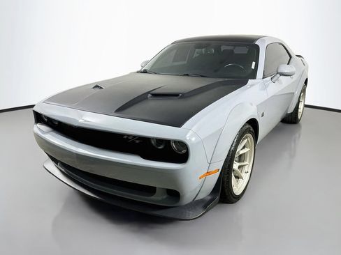 Used 2020 Dodge Challenger R/T Scat Pack RWD image 3