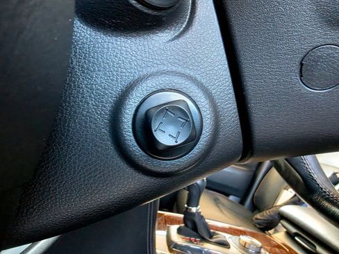 Used 2019 Nissan Armada SL w/ Premium Package AWD/4WD image 90