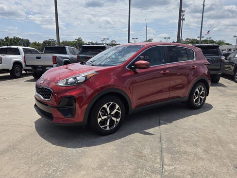 Used 2021 Kia Sportage LX FWD image 3