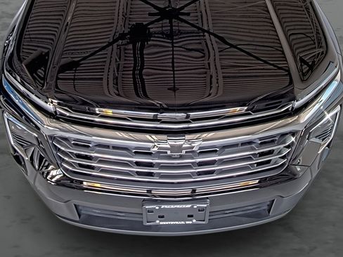 Used 2024 Chevrolet Traverse LT FWD image 18