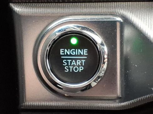 Certified 2022 Ford F150 Platinum w/ Equipment Group 701A High image 25