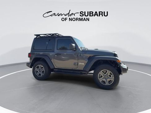 Used 2020 Jeep Wrangler Sport AWD/4WD image 9