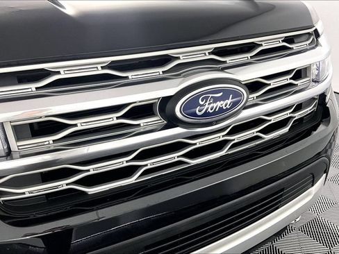 Used 2023 Ford Expedition Platinum AWD/4WD image 31