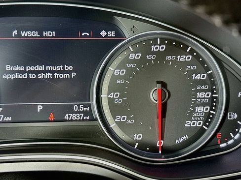 Used 2017 Audi RS 7 Performance AWD/4WD image 12