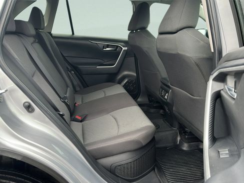 Used 2024 Toyota RAV4 XLE image 25