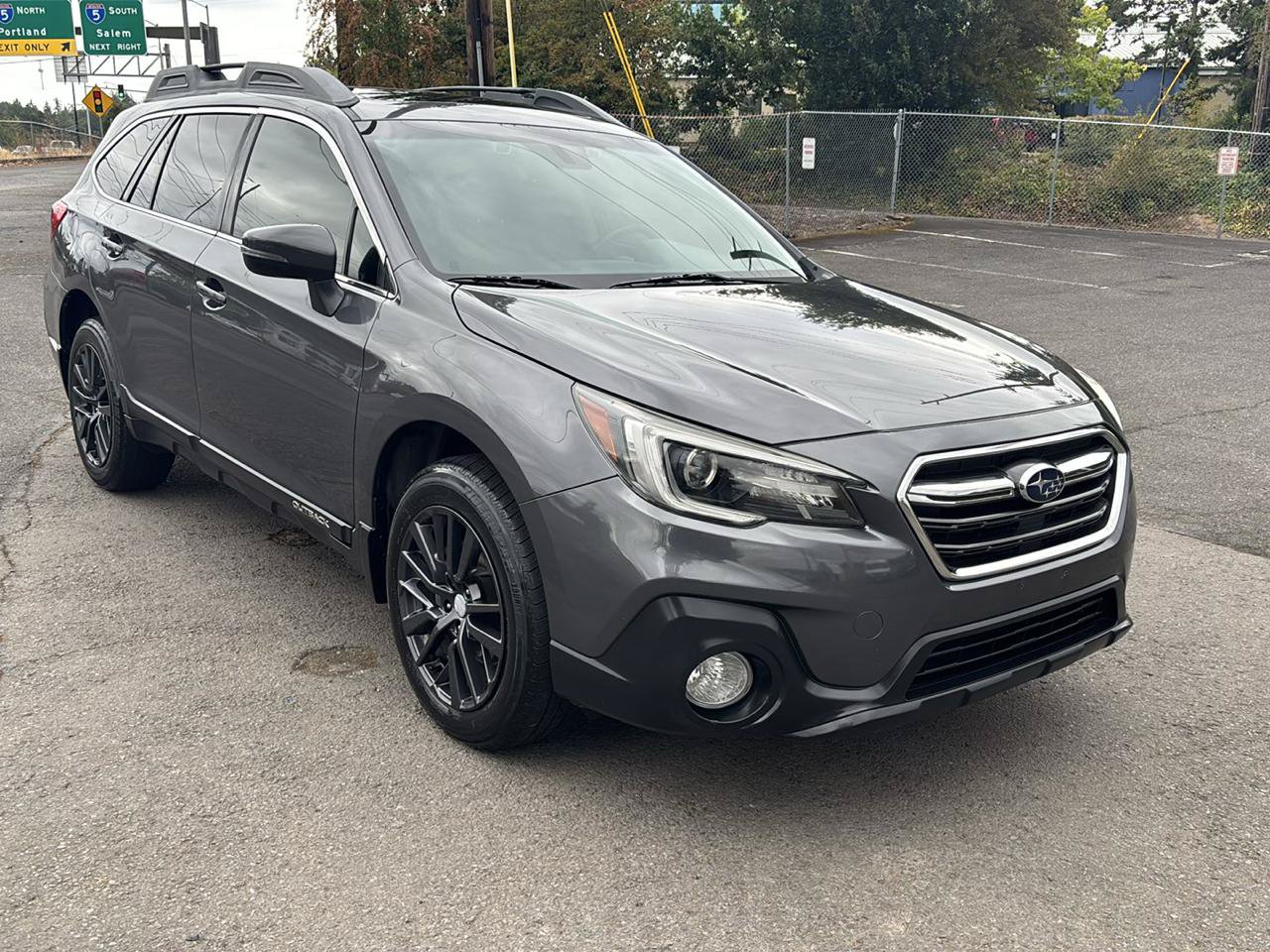 Used 2018 Subaru Outback 2.5i Limited AWD/4WD image 4