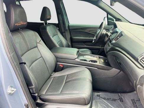 Used 2024 Honda Passport TrailSport image 29