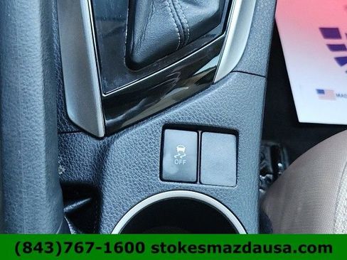 Used 2015 Toyota Corolla LE FWD image 21